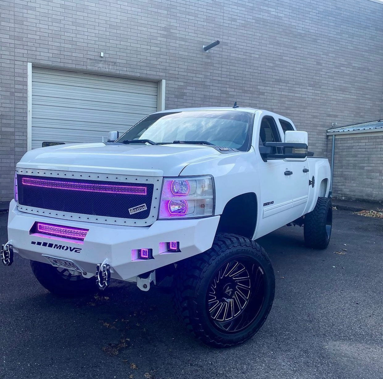 31.5" RGB Halo Curved Light Bar